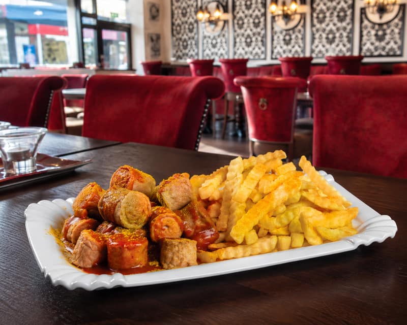 Berliner Currywurst im Vincenzo