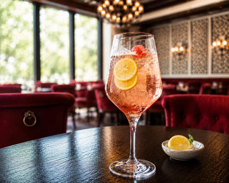 Spritz-Aperitifs im Vincenzo